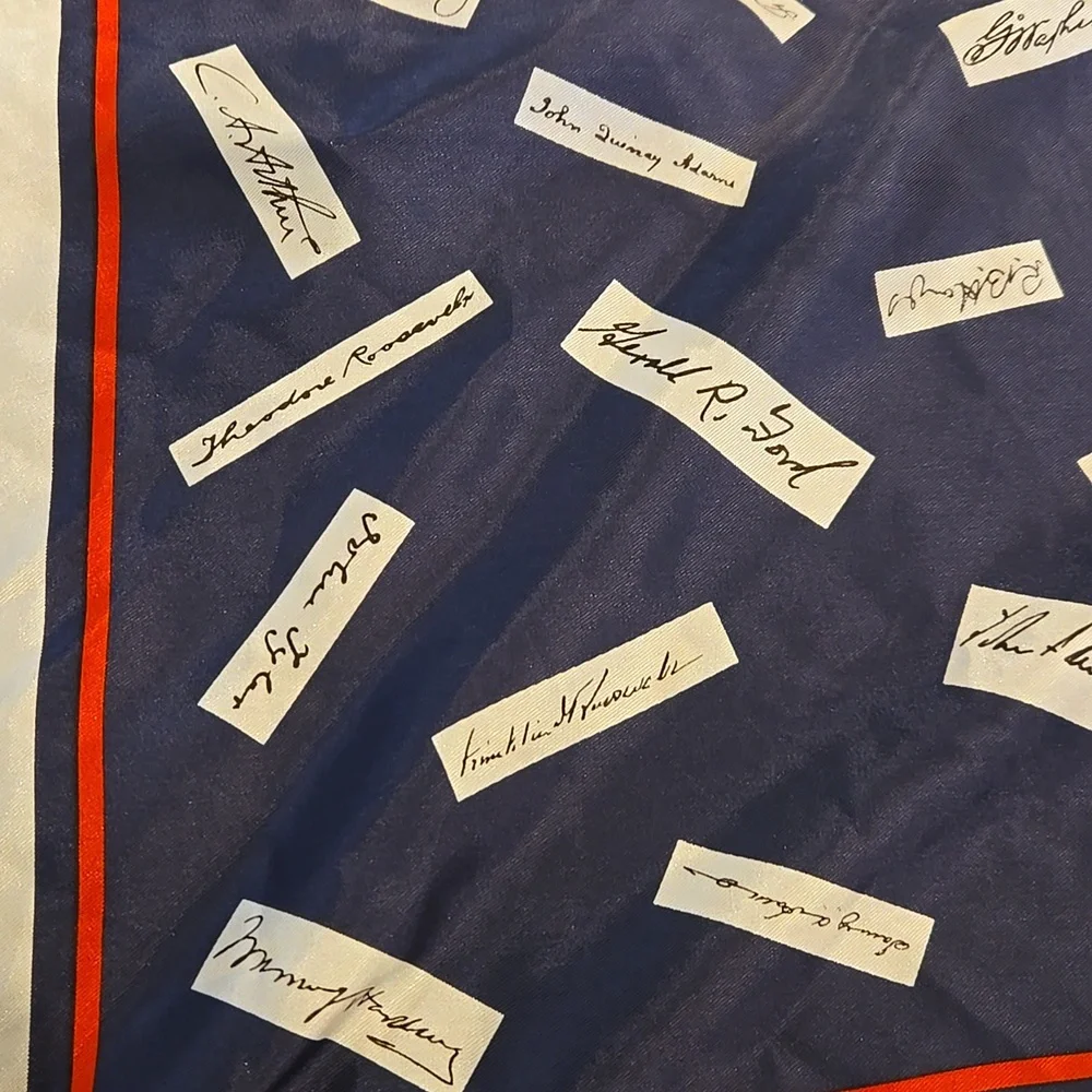 Vintage  80's Millicent The President's Signature Scarf